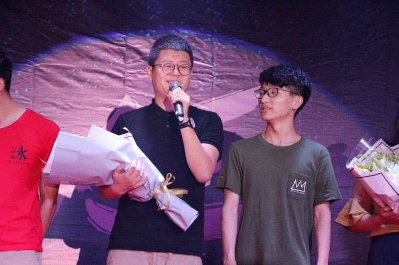 1530088794665071759.jpg 1530088794665071759.jpg