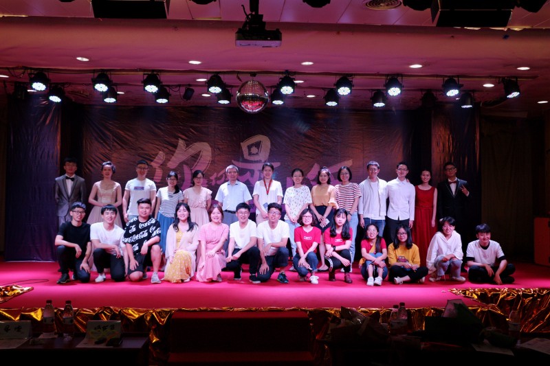 1530088795039021638.jpg 1530088795039021638.jpg