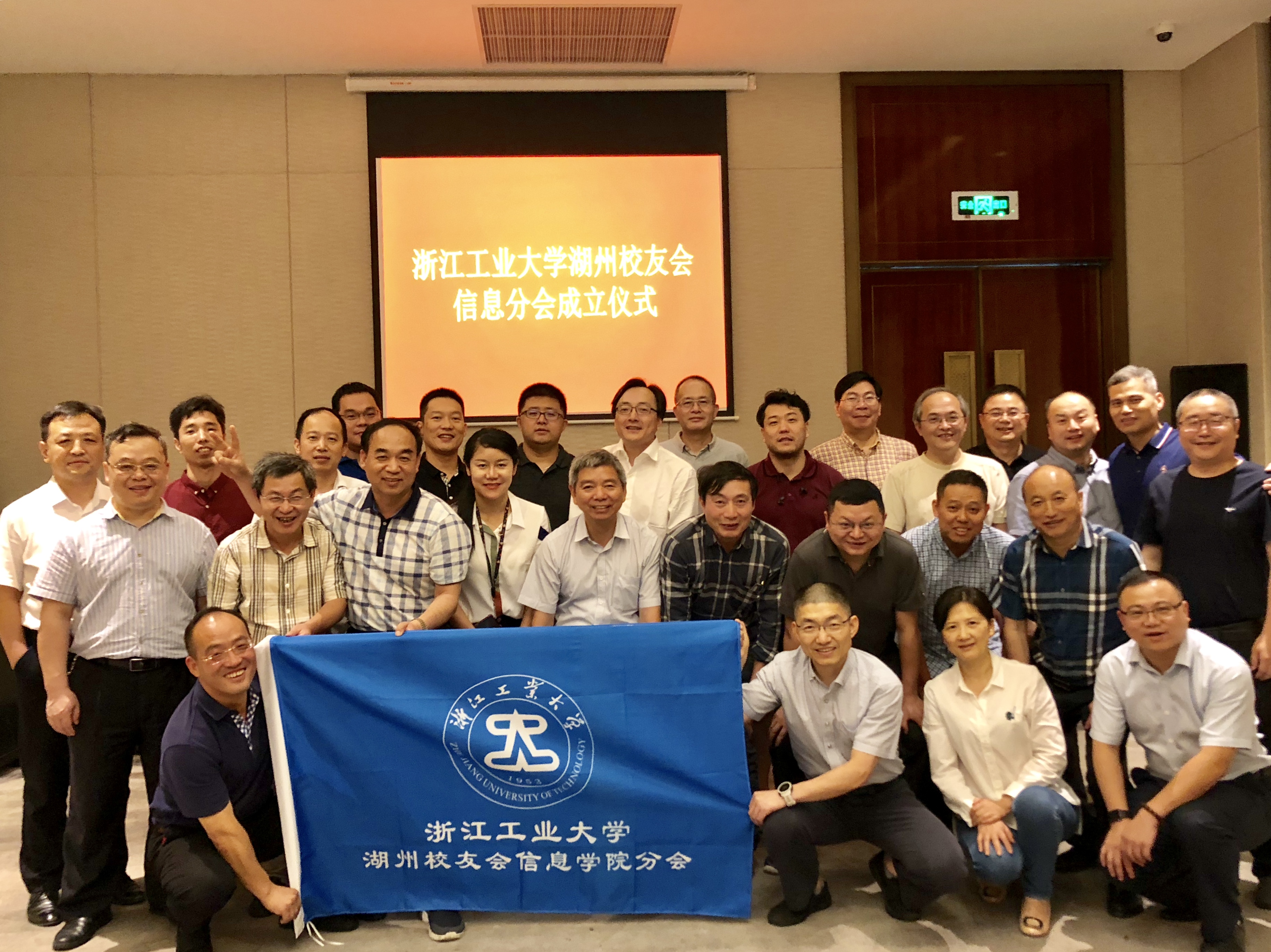 1561621125095091419.jpg 4.jpg