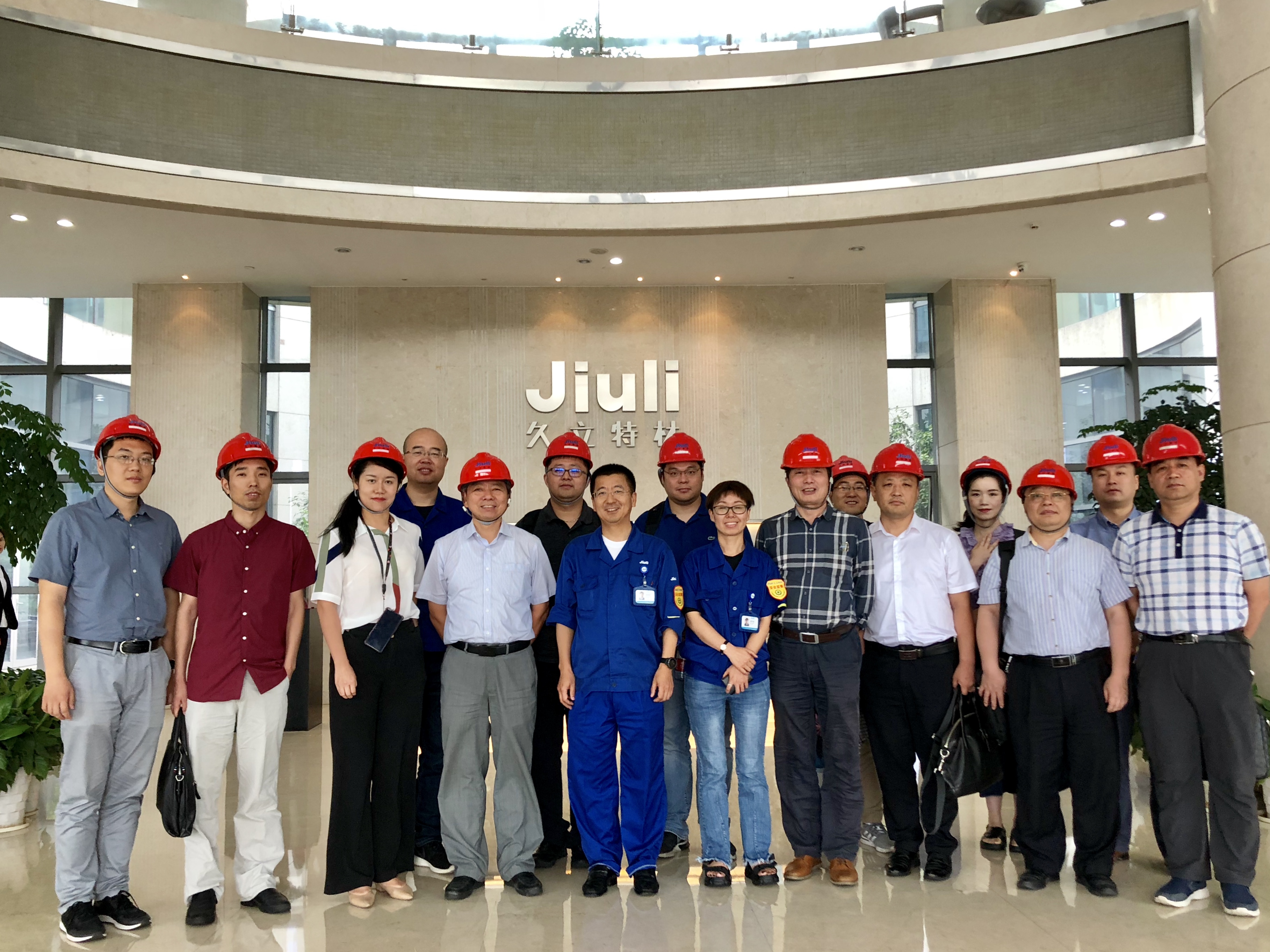 1561626439162013038.jpg 549812153770465566.jpg