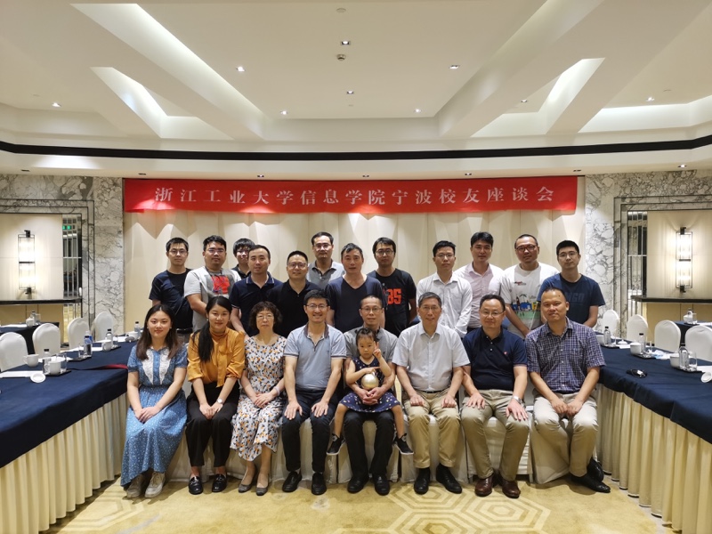 1596076421486070213.jpg 31596010572_.pic_hd.jpg