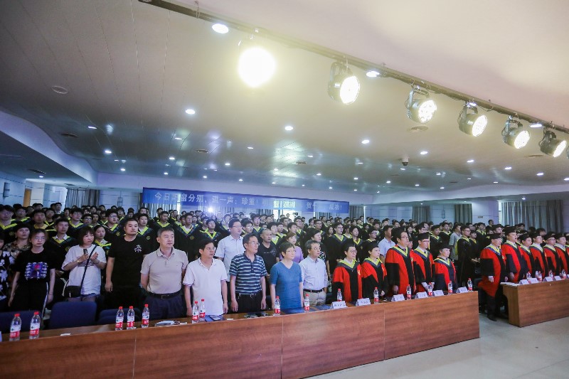 1625106630908018991.jpg 1.合唱国歌.jpg