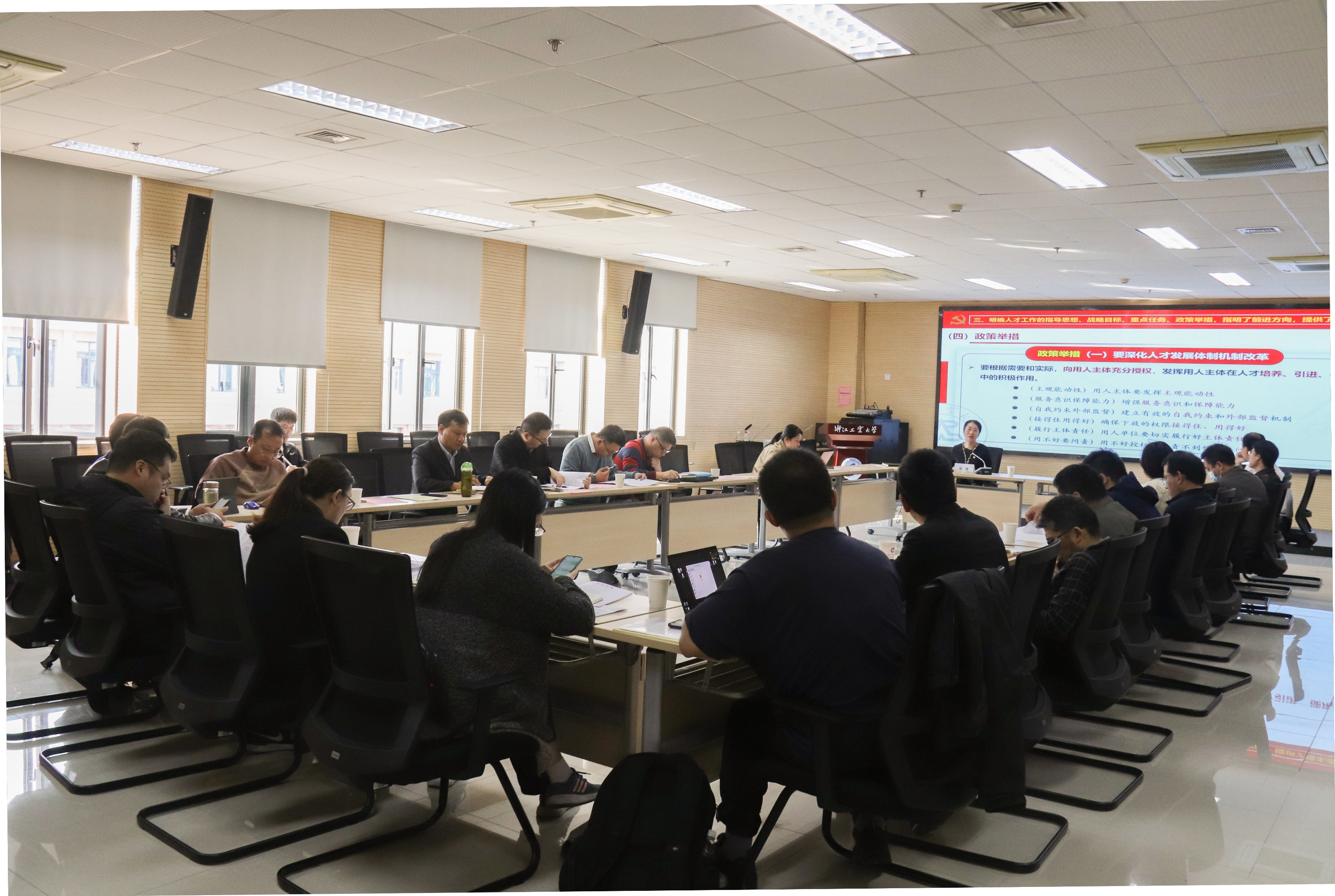 1635317364545000921.png 1635317364545000921.png