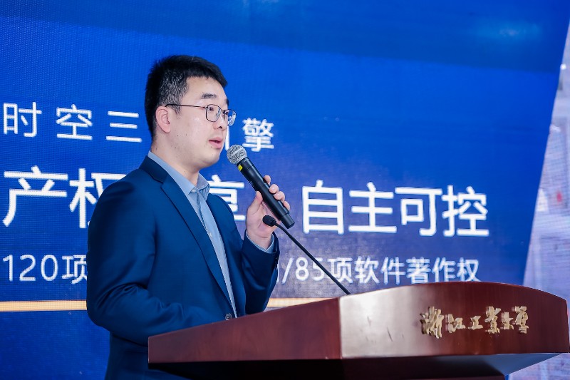 1635348505070013915.jpg 1635348505070013915.jpg