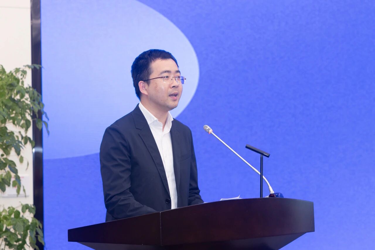 廖川杰.jpg